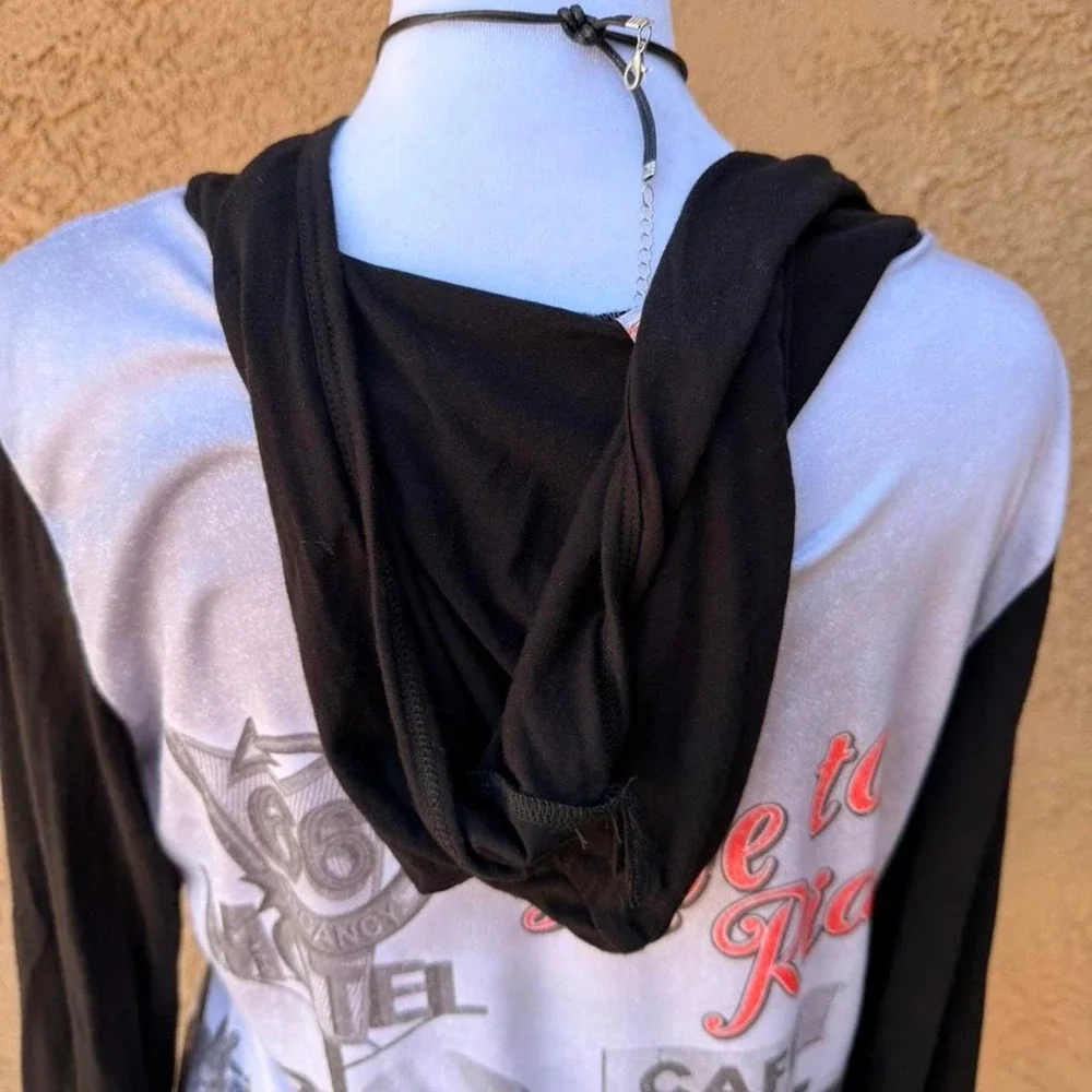 Y2K grunge biker style long sleeve top with graphic print. - Picture 6 of 8